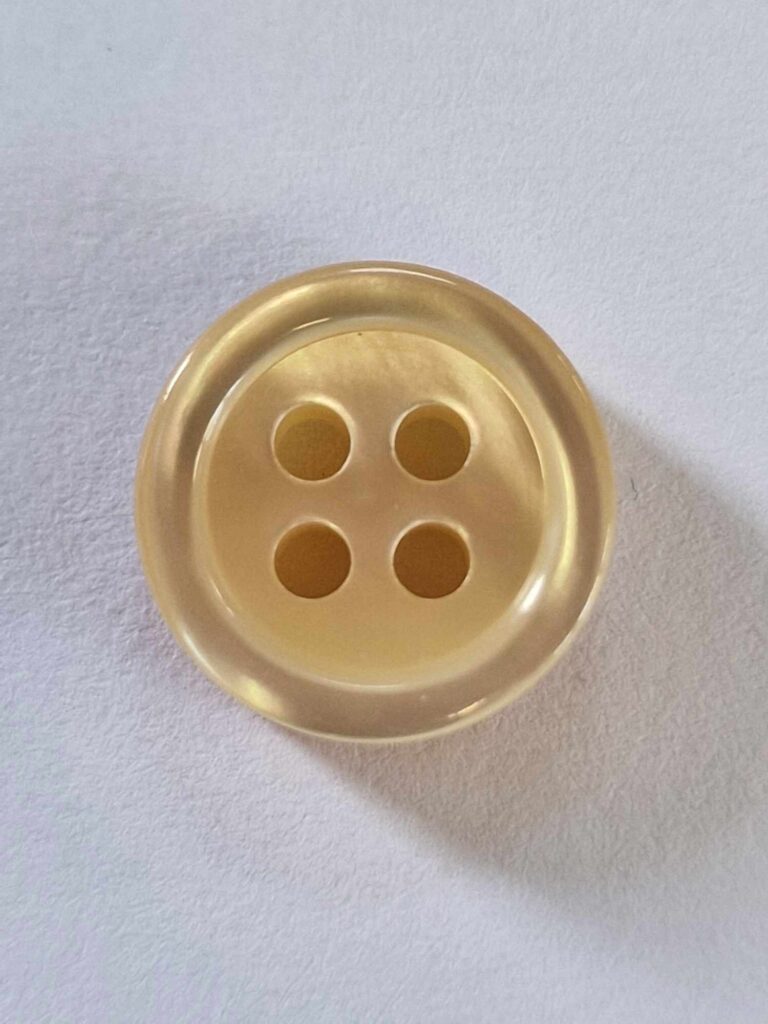Thick Natural 4 Hole Shirt Pearl Button - The Button Queen
