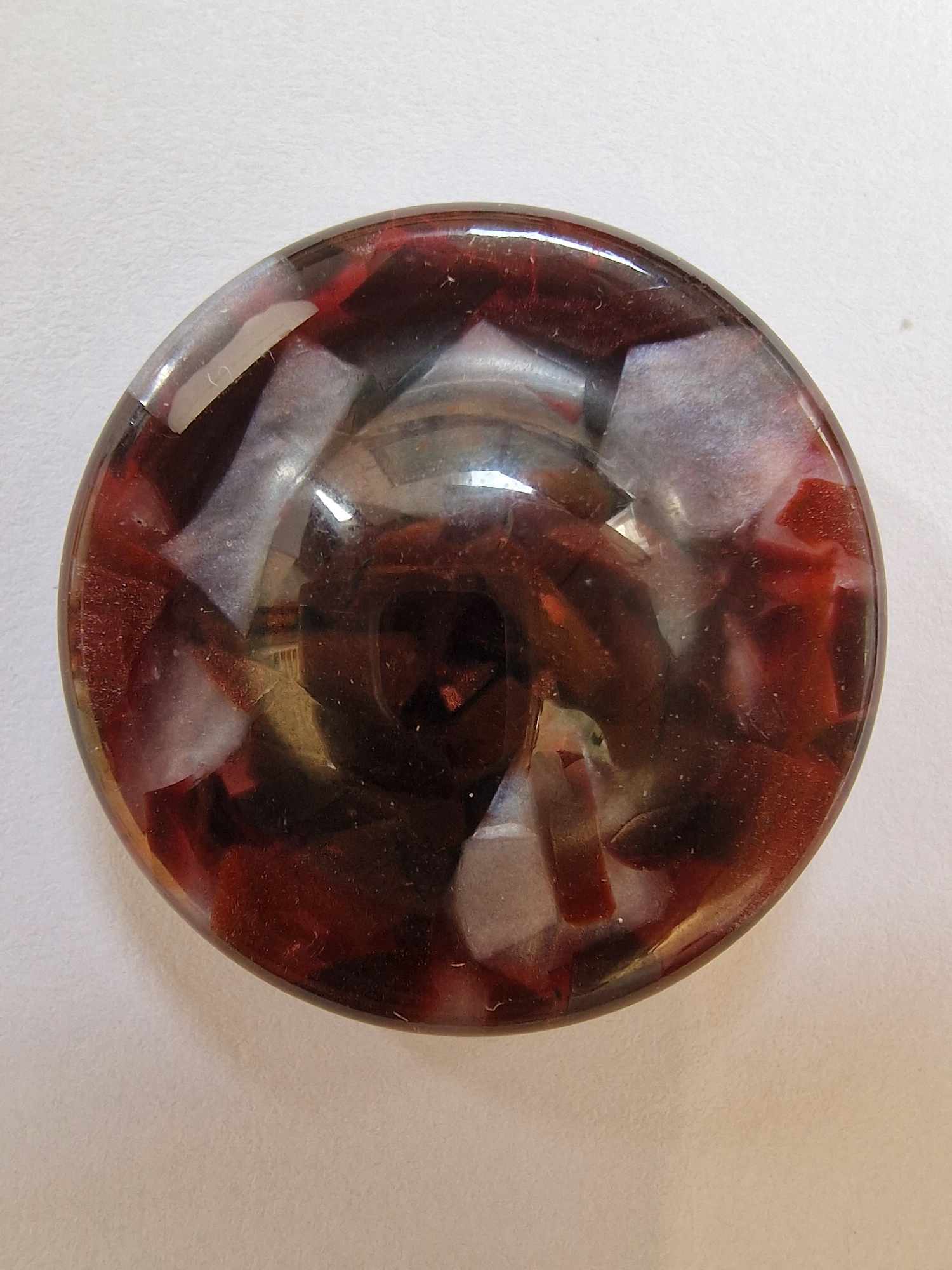 Shanda Button Red Shanked Button - The Button Queen