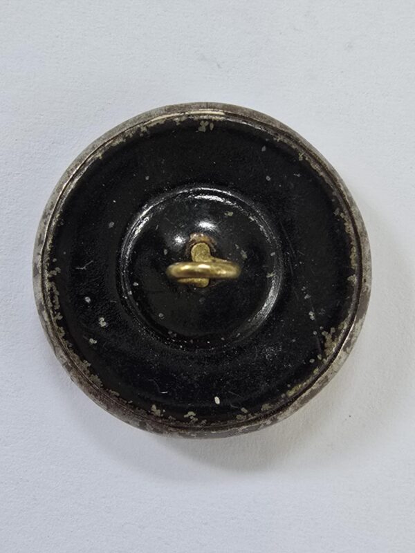 8bfd64de-6831-4382-a736-9231d4de612b Memorial Button