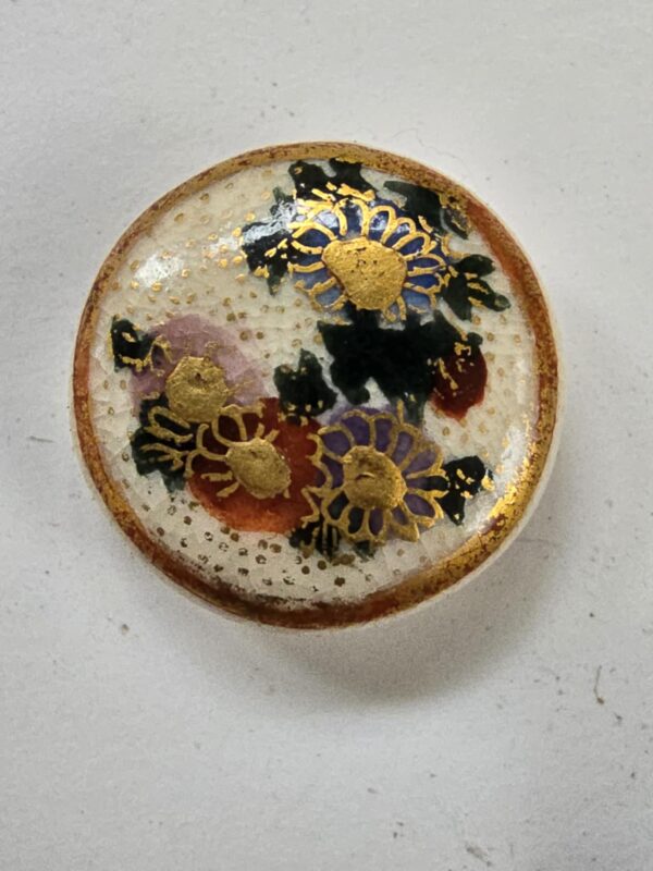 Set 4 Satsuma Buttons Cira 1800's