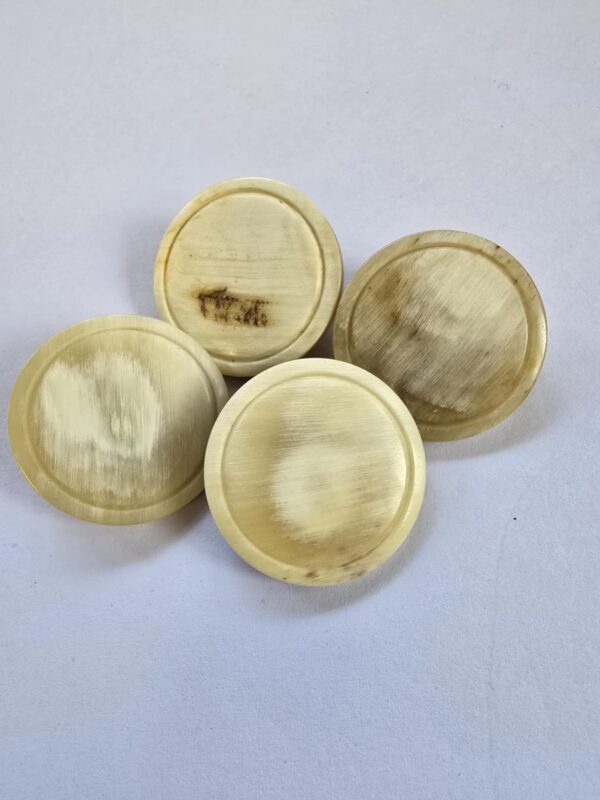 dfc24f49-73ad-4067-902a-9f6491973eff Pale Blonde Shanked Rimmed Horn Button