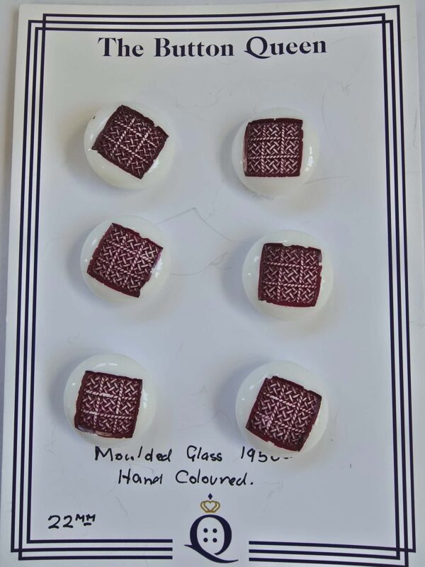 b1a0fdee-432f-47bb-aede-176cb472f543 Moulded Glass 1950's Set of Buttons