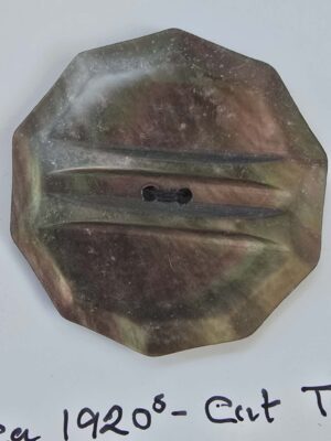 1920's Cut Tahiti Pearl