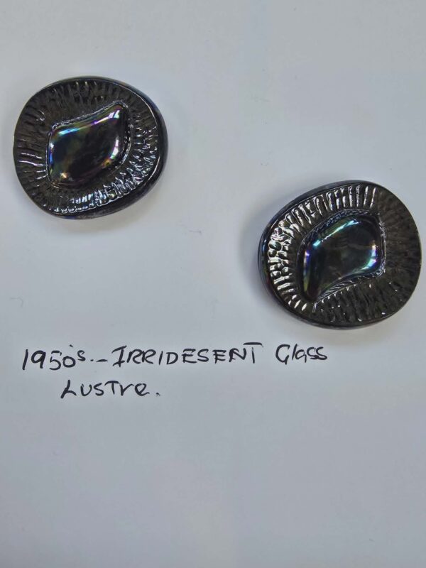 Irridesent Glass Lustre
