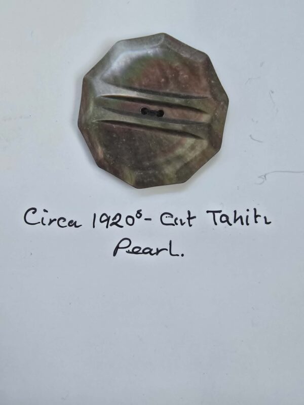 1920's Cut Tahiti Pearl