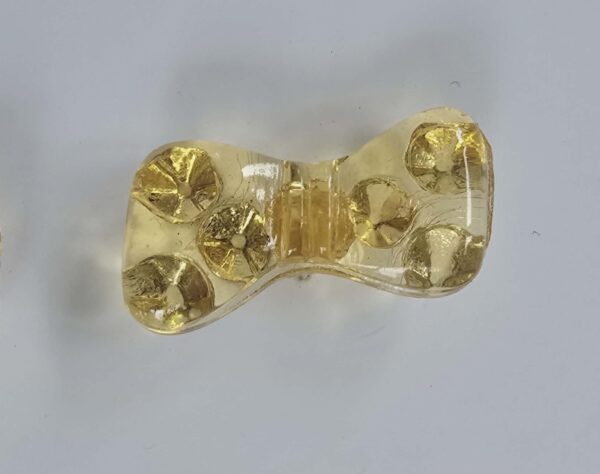 a22d3e5b-5899-40ae-b00a-26ad25a130e3 Set of 4 Glass Bow Buttons