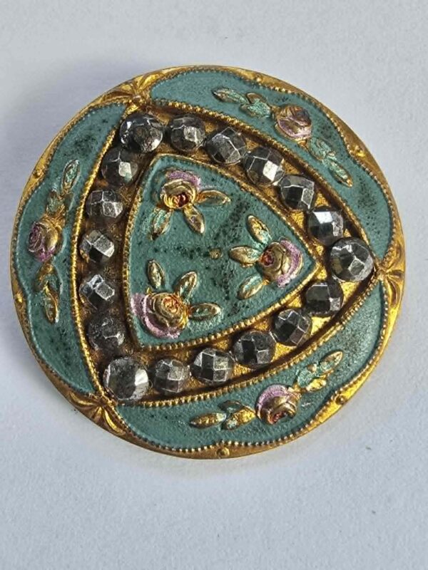 749f10e6-4887-49a9-964c-bb365f3eeea5 Hand Painted on Brass Button