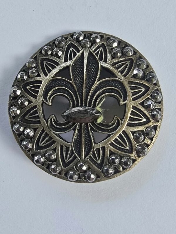 8a09058a-2d21-406f-9954-6a6e1686cdc8 Brass 'Fleur de Lys' & Cut Steel Button